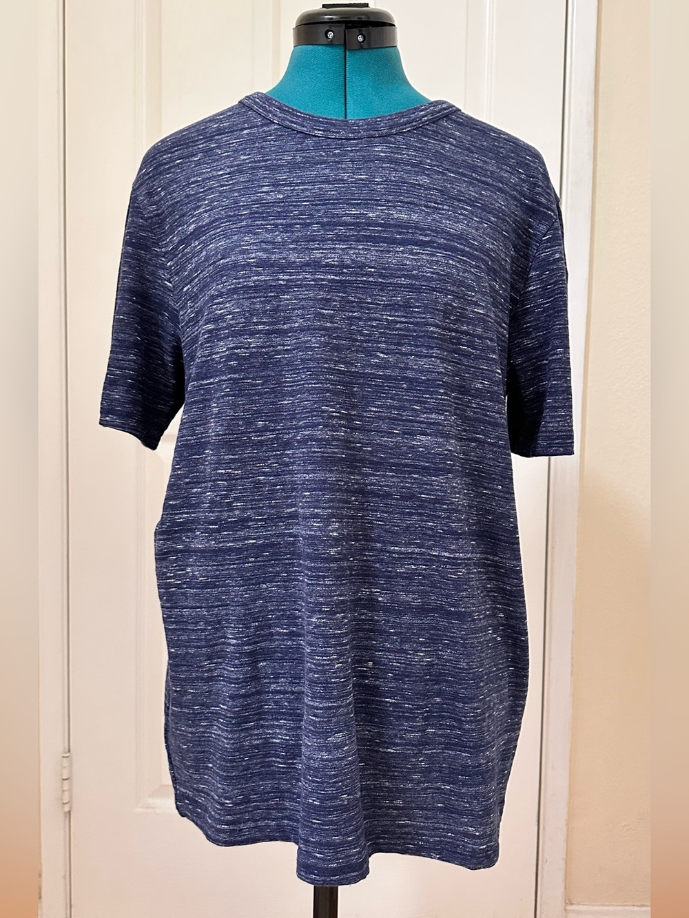 NWOT Pact Sz M Breathable Organic Cotton Navy Space Dye Classic Crew Neck Tee